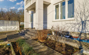 Дом 206м&sup2;, 2-этажный, участок 6 сот.  