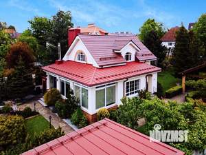 Дом 255м², 3-этажный, участок 11 сот.  