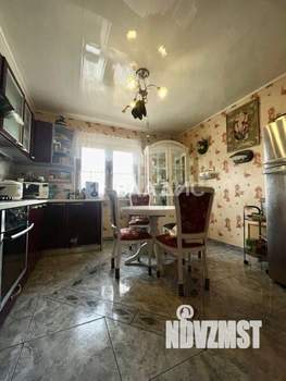 Дом 350м&sup2;, 4-этажный, участок 29 сот.  