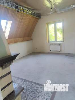 Дом 218м&sup2;, 3-этажный, участок 6 сот.  