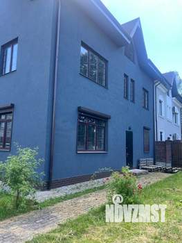 Таунхаус 260м&sup2;, 3-этажный, участок 3 сот.  