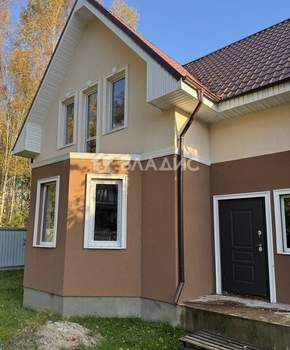 Дом 122м&sup2;, 2-этажный, участок 8 сот.  