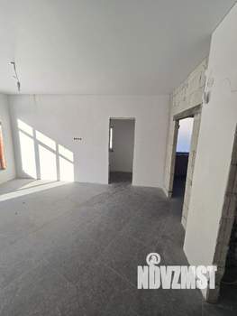 Дом 203м&sup2;, 2-этажный, участок 8 сот.  