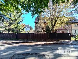 Таунхаус 74м&sup2;, 3-этажный, участок 4 сот.  