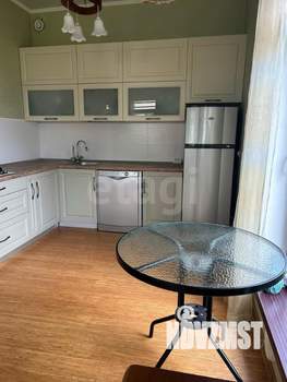 Дом 136м&sup2;, 2-этажный, участок 11 сот.  