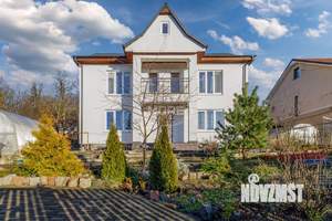 Дом 206м&sup2;, 2-этажный, участок 6 сот.  