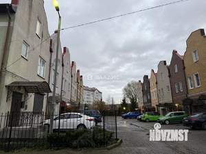 Таунхаус 200м², 3-этажный, участок 2 сот.  