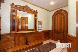 Таунхаус 385м², 4-этажный, участок 5 сот.  