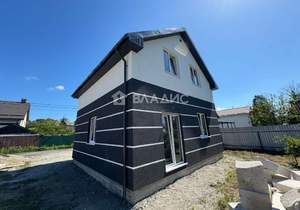 Дом 110м², 2-этажный, участок 4 сот.  