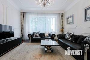 Таунхаус 470м², 3-этажный, участок 3 сот.  