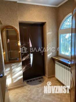 Дом 226м², 3-этажный, участок 7 сот.  