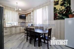 Дом 332м&sup2;, 2-этажный, участок 7 сот.  