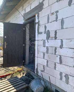 Дом 100м&sup2;, 1-этажный, участок 4 сот.  