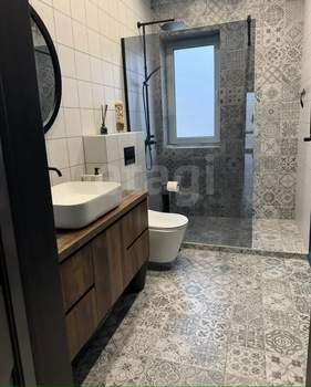 Дом 212м&sup2;, 2-этажный, участок 6 сот.  