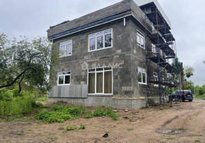 Дом 340м², 3-этажный, участок 4 сот.  