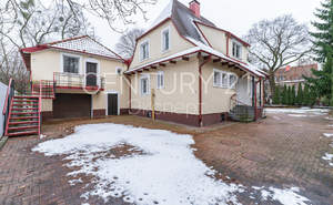 Дом 316м², 3-этажный, участок 11 сот.  