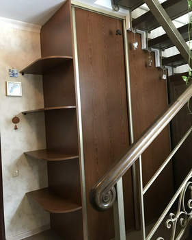 Дом 180м&sup2;, 2-этажный, участок 8 сот.  