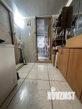 Дом 40м&sup2;, 2-этажный, участок 7 сот.  