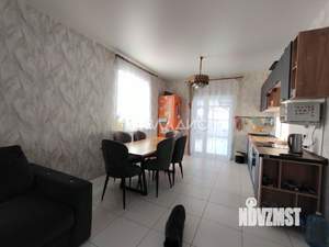 Дом 83м&sup2;, 2-этажный, участок 3 сот.  