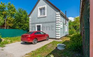 Дом 100м&sup2;, 2-этажный, участок 4 сот.  