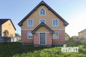 Дом 198м&sup2;, 2-этажный, участок 6 сот.  