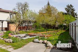 Дом 174м², 2-этажный, участок 10 сот.  