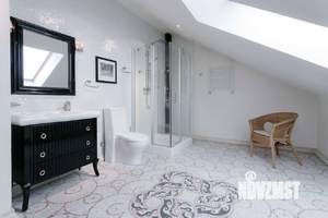 Таунхаус 470м², 3-этажный, участок 3 сот.  