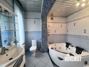 Таунхаус 280м², 4-этажный, участок 3 сот.  