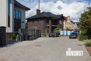 Коттедж 330м&sup2;, 2-этажный, участок 8 сот.  