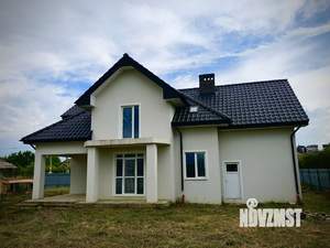 Дом 242м&sup2;, 2-этажный, участок 12 сот.  