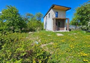 Дом 100м², 2-этажный, участок 5 сот.  