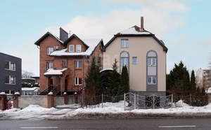 Дом 290м&sup2;, 4-этажный, участок 8 сот.  