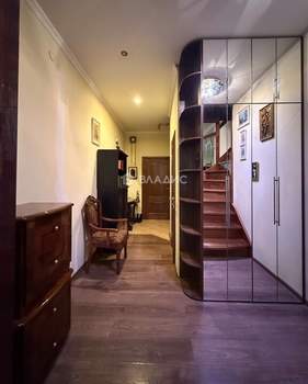 Дом 200м², 3-этажный, участок 2 сот.  