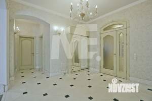 Дом 520м², 3-этажный, участок 6 сот.  