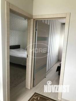 Дом 80м&sup2;, 2-этажный, участок 5 сот.  