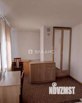 Дом 63м&sup2;, 2-этажный, участок 4 сот.  