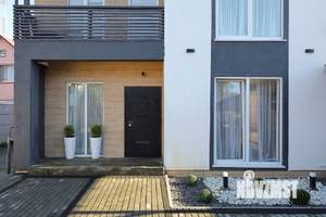 Дом 122м&sup2;, 2-этажный, участок 3 сот.  