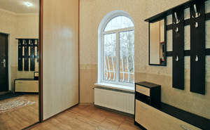 Дом 170м&sup2;, 2-этажный, участок 4 сот.  