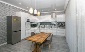 Дом 161м², 2-этажный, участок 4 сот.  