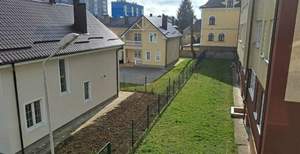 Дом 900м², 3-этажный, участок 8 сот.  