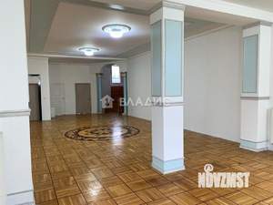 Дом 602м², 2-этажный, участок 11 сот.  