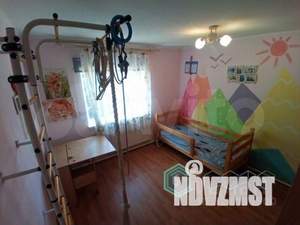 Дом 174м&sup2;, 2-этажный, участок 8 сот.  