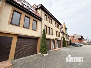 Дом 143м&sup2;, 3-этажный, участок 2 сот.  