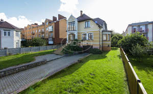 Дом 309м&sup2;, 2-этажный, участок 6 сот.  