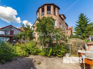 Дом 380м&sup2;, 4-этажный, участок 6 сот.  