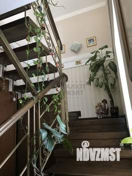 Дом 180м&sup2;, 2-этажный, участок 8 сот.  