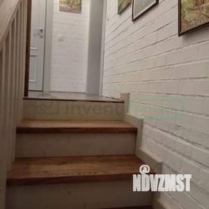 Дом 193м&sup2;, 2-этажный, участок 7 сот.  