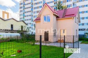 Дом 130м&sup2;, 2-этажный, участок 4 сот.  