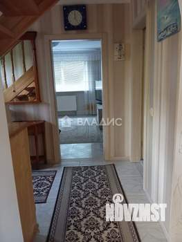 Дом 140м², 2-этажный, участок 6 сот.  