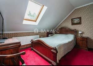 Дом 220м², 3-этажный, участок 6 сот.  